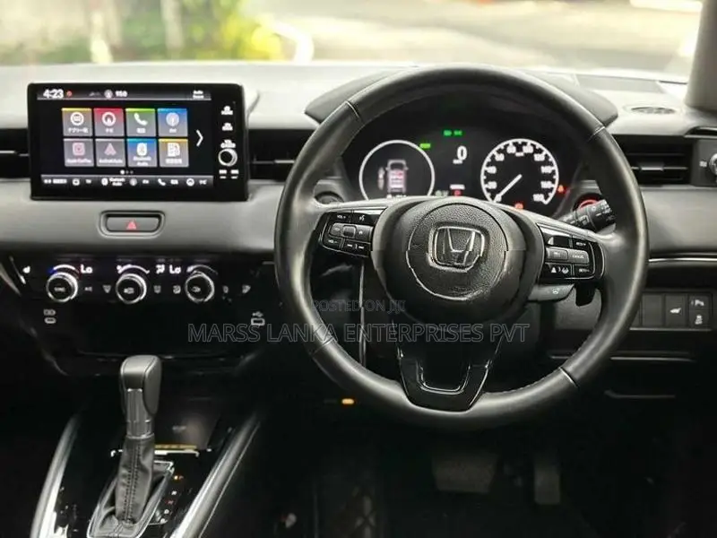 Honda Vezel Z 2025