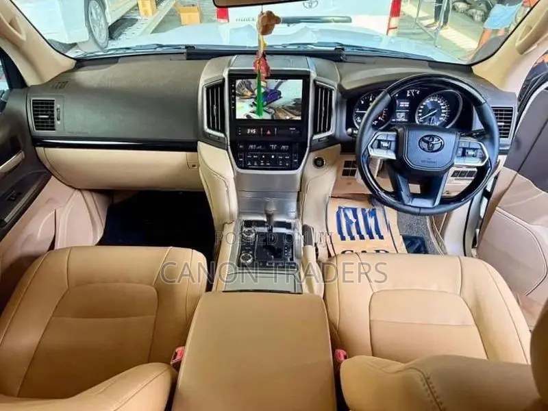 Land Cruiser Sahara V8 Interior Upgrade Kit