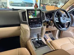 Land Cruiser Sahara V8 Interior Upgrade Kit