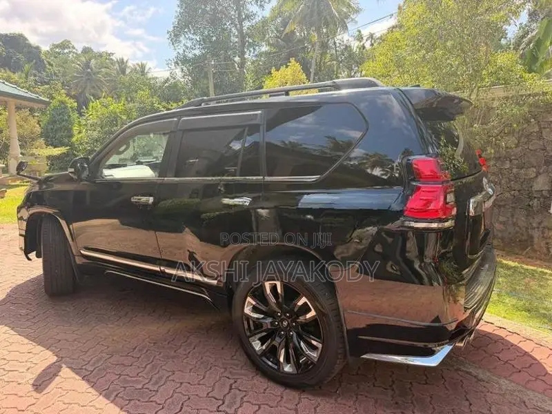 Toyota Land Cruiser Prado TX 2010