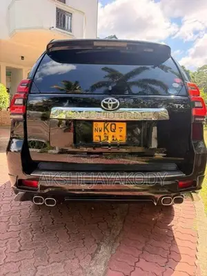Toyota Land Cruiser Prado TX 2010