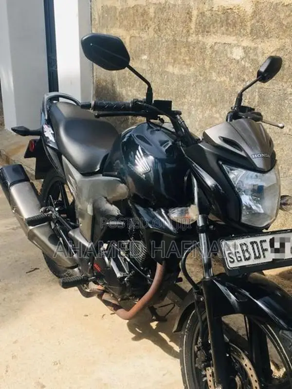 Honda CB Trigger 2015