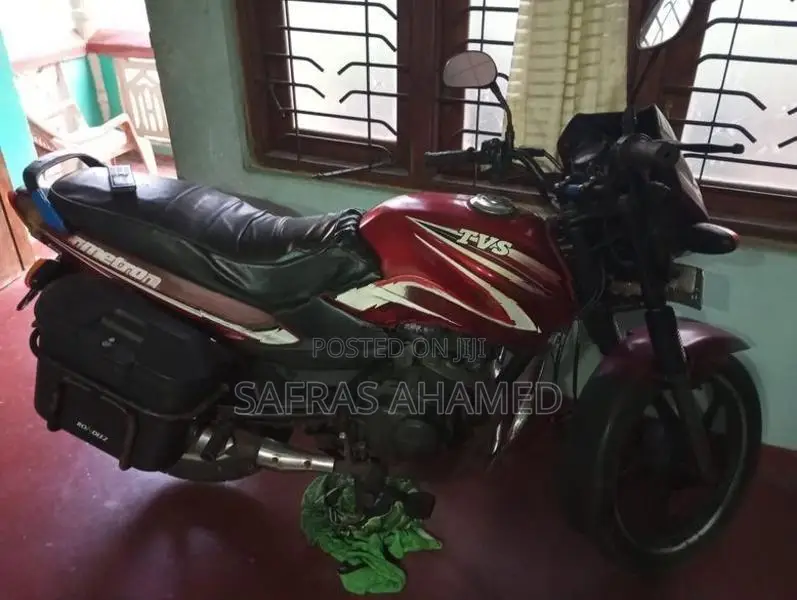 TVS Metro 2015