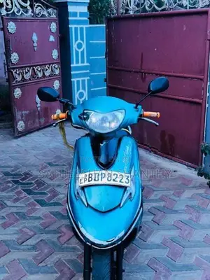 TVS Scooty Zest 2015