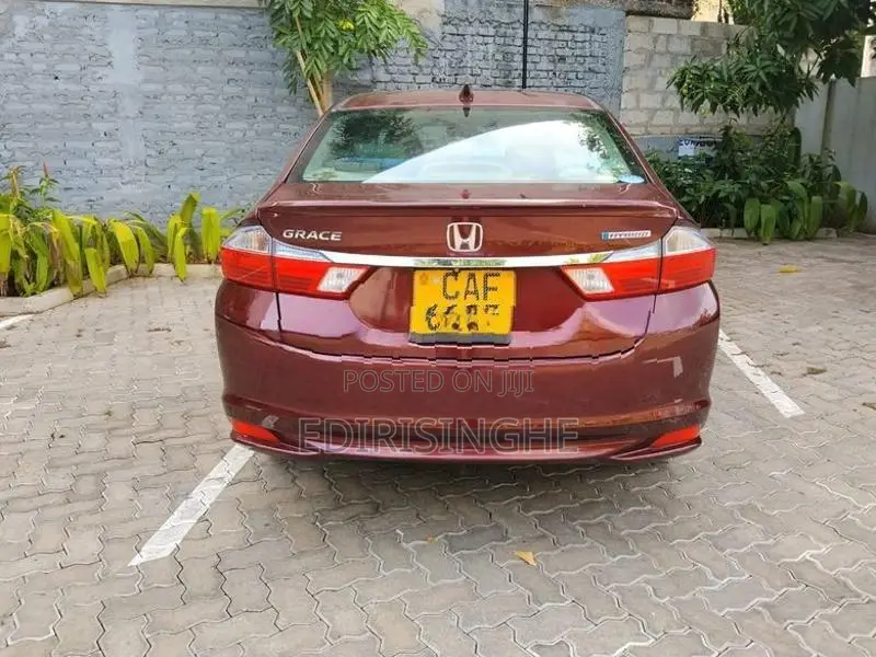 Honda Grace Highest Grade EX 2015