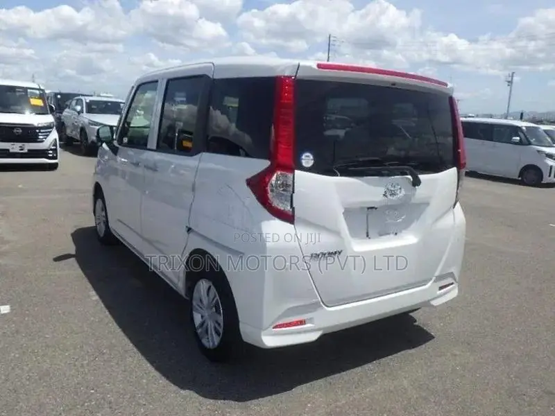 Toyota Roomy 2026