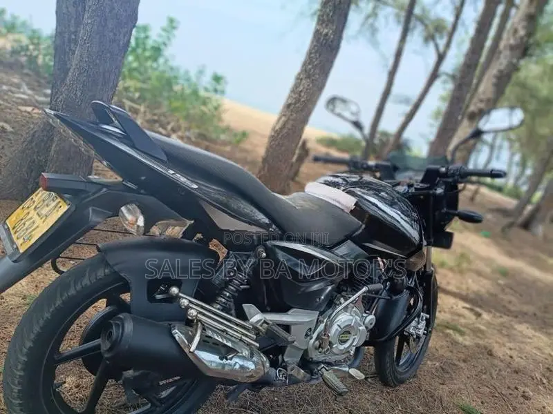 Bajaj Pulsar 150 2017