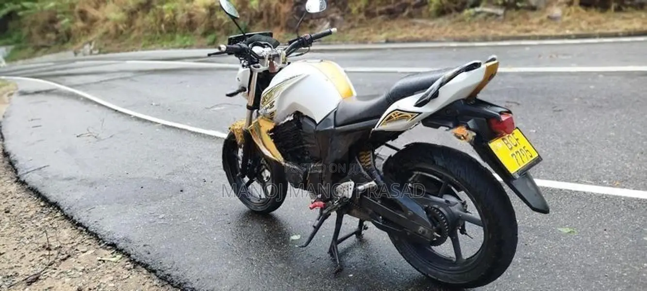 Yamaha FZS V1 2015