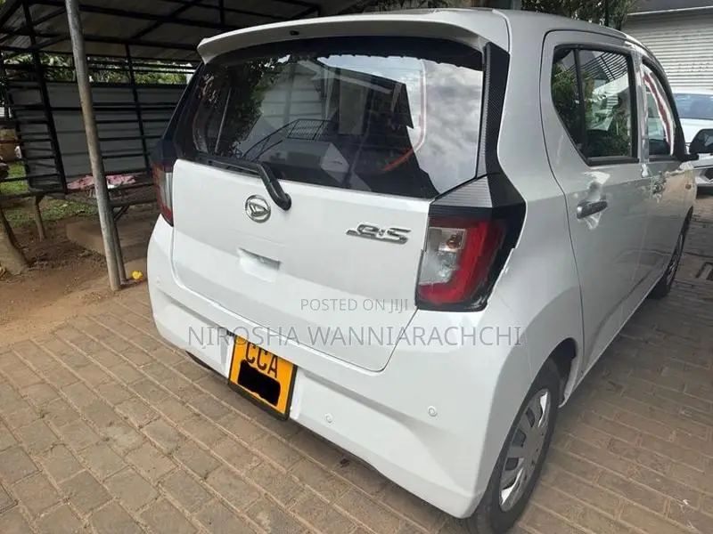 Daihatsu Mira L SA3 2025