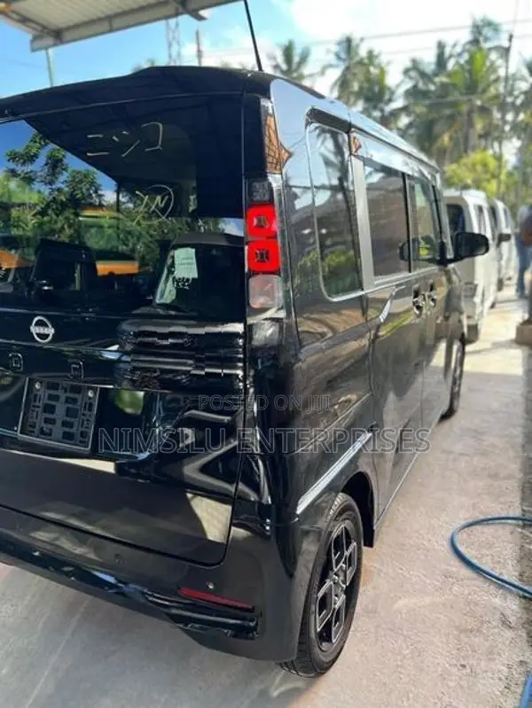 Nissan Roox 2022