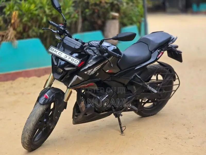 Bajaj Pulsar N160 2025