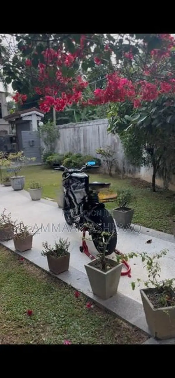 Bajaj Pulsar NS200 2017
