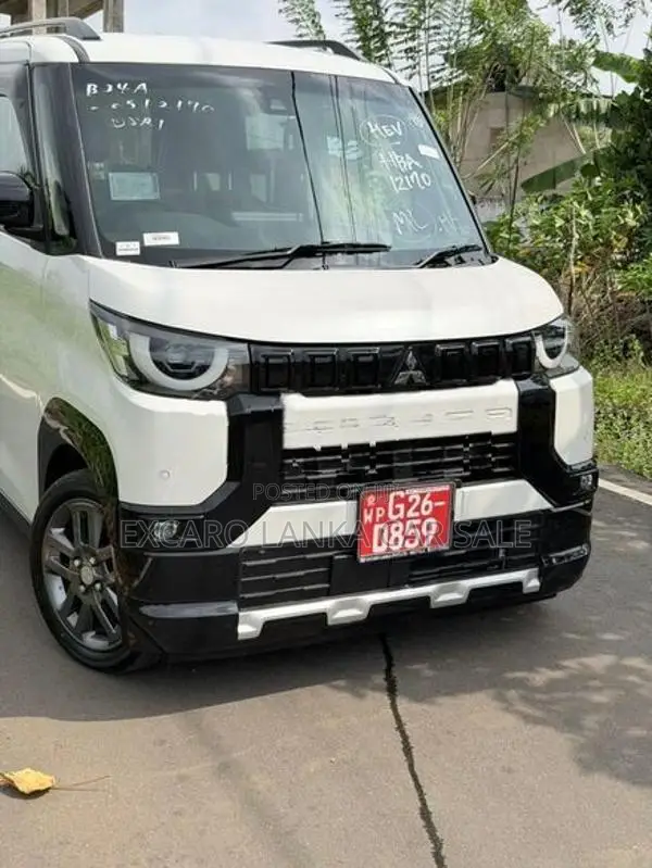 Mitsubishi Delica Mini G Premium 2024