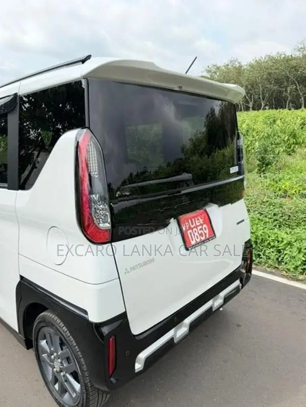 Mitsubishi Delica Mini G Premium 2024