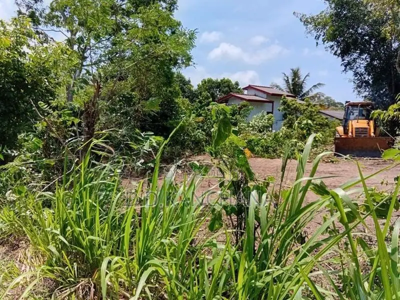 කැකණදුර දුම්රිය ස්ථානයට ආසන්නව අගනා බිම් කොටසක්