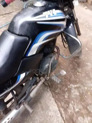 TVS Metro 2016