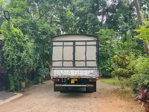 Mitsubishi Canter 14.5ft Dunu 2014