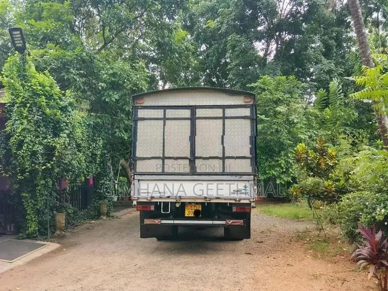 Mitsubishi Canter 14.5ft Dunu 2014