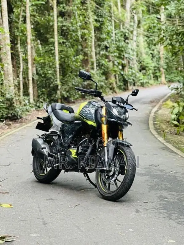 Hero Hunk 160R 2026
