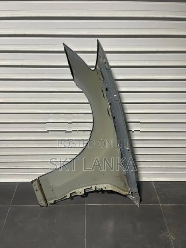 Genuine Mercedes S300 Driver Fender Wing W221 2012 - Silver S400 S500