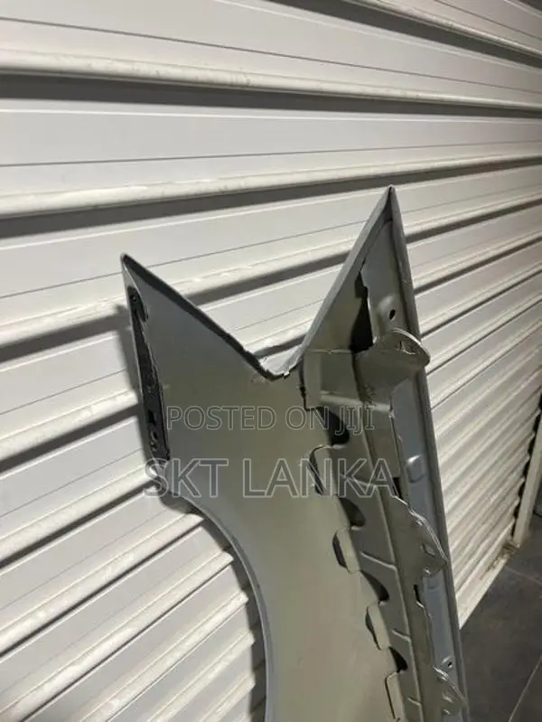 Genuine Mercedes S300 Driver Fender Wing W221 2012 - Silver S400 S500
