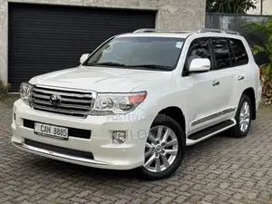 Toyota Land Cruiser Sahara Zx V8 2015
