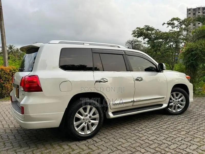 Toyota Land Cruiser Sahara Zx V8 2015
