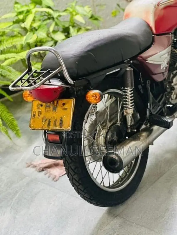 Bajaj Boxer 2003