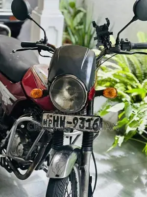 Bajaj Boxer 2003