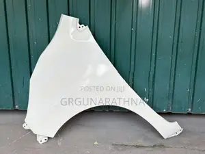 Suzuki Wagon R 44 Stingray Fender