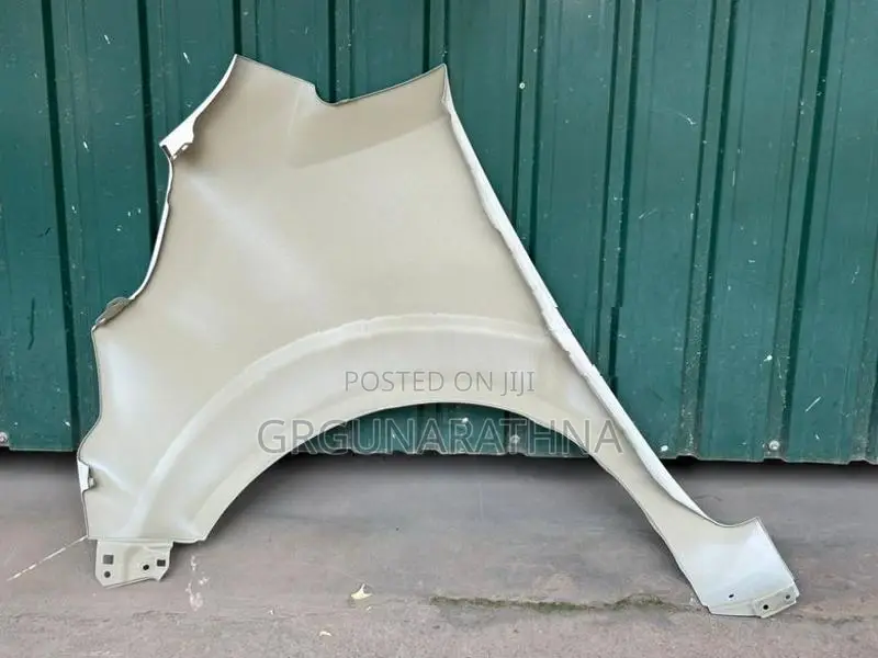 Suzuki Wagon R 44 Stingray Fender