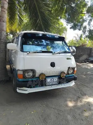 Toyota LH30 1982 1990