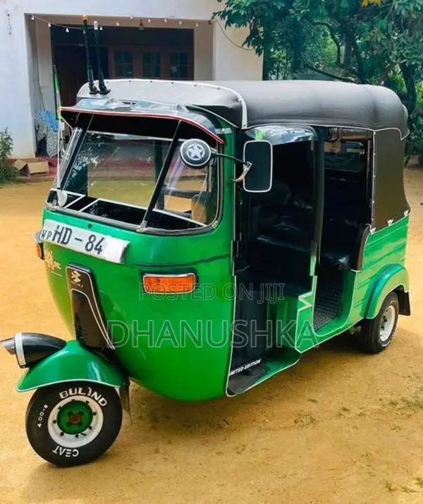 Bajaj RE 2003