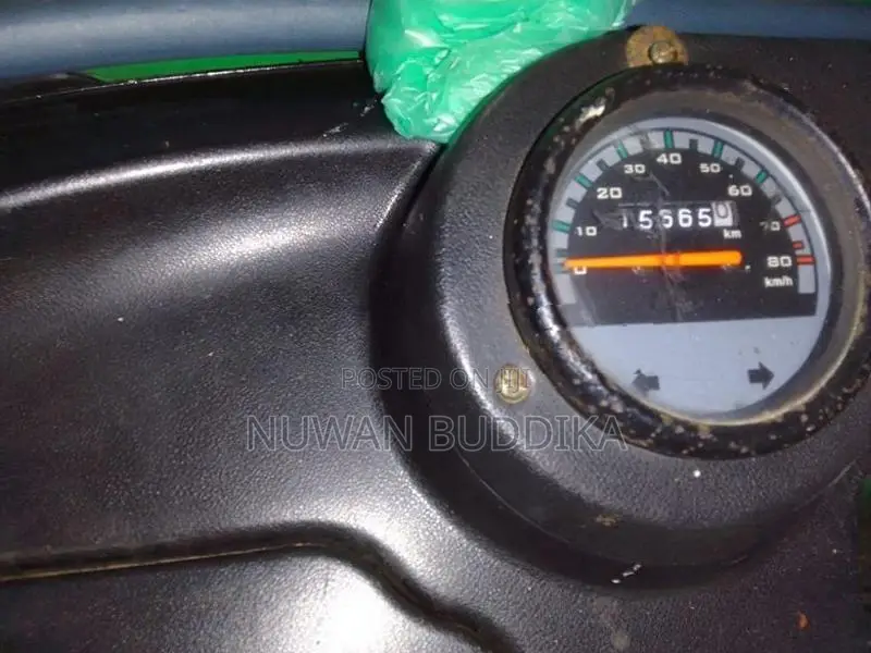Bajaj RE 2011
