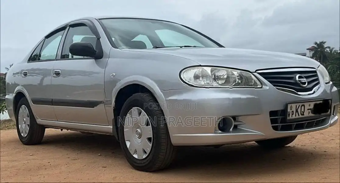 Nissan Sunny N17 2011