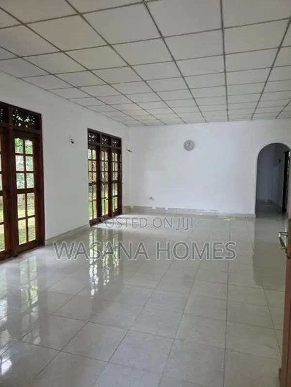 City Limit House for Sale Talawathugoda