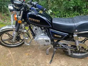 Suzuki GN 125 2025