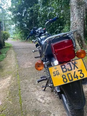 Suzuki GN 125 2025