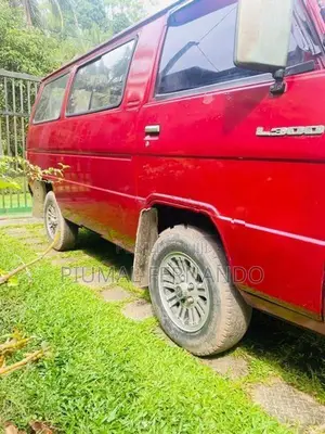 Mitsubishi L300 1984