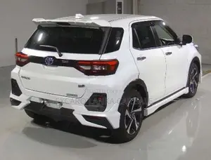 Toyota Raize Z Hybrid 2025