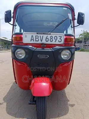 Bajaj RE 2025