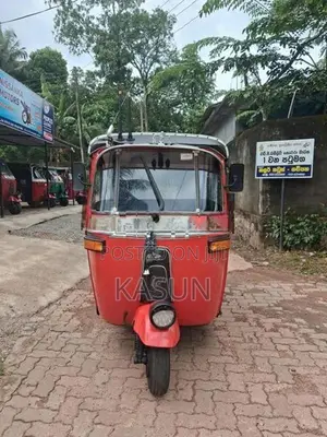Bajaj RE threewiler 2004