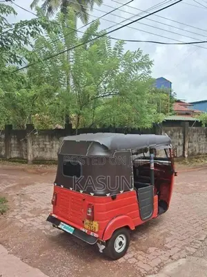 Bajaj RE threewiler 2004