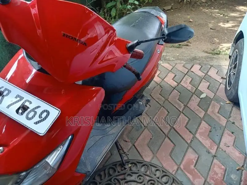 Honda Dio 2012