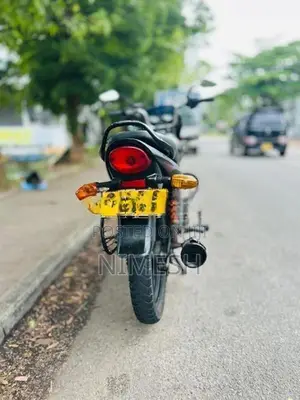 Bajaj Platina 125 2011