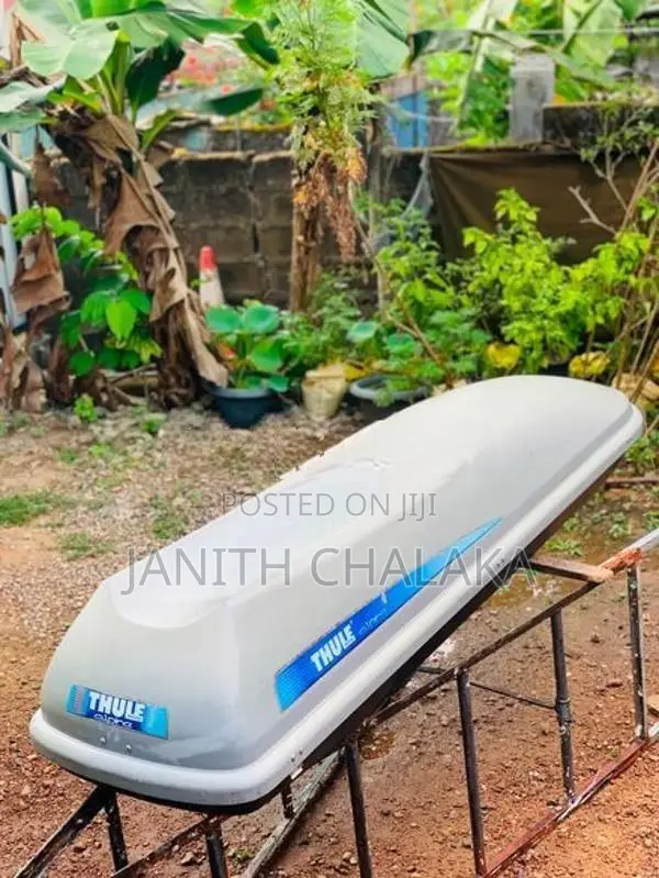 Vehicle Rooftop Cargo Box