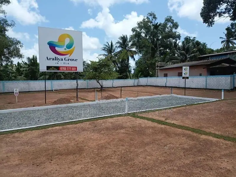 Highly Residential Land for Sale in Minuwangoda Road Ekala