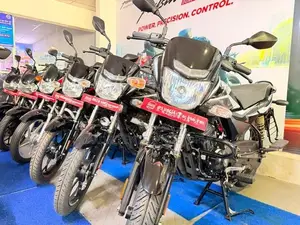 Bajaj Platina 100 ES 2026