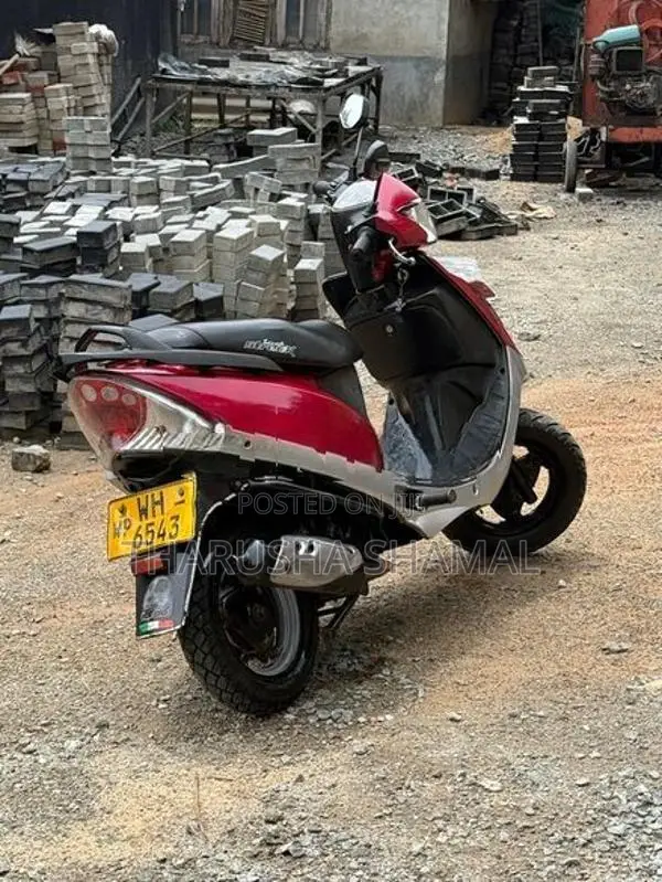 TVS Streak 2011