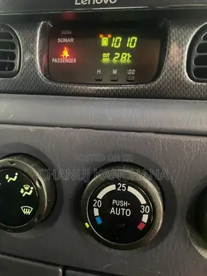 Toyota Noah 2006